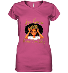 Leo Queens Are Born in July 23 August 22 Women's V-Neck T-Shirt Women's V-Neck T-Shirt - belovedtshirt
